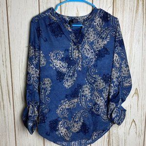 New Directions Women Top Blouse Small Paisley Blue Roll Tab VNeck Sheer Button